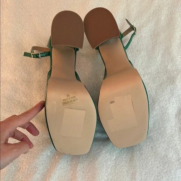 70s disco vintage style 6 inch Green Platform Heels - see measurements f… - Picture 6 of 17